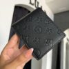 BILLETERA LV FLORES-BLACK RELIEVE