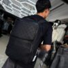 MOCHILA LV RELIEVE FLOR DOBLE BOLSILLOS NEGRO 250610