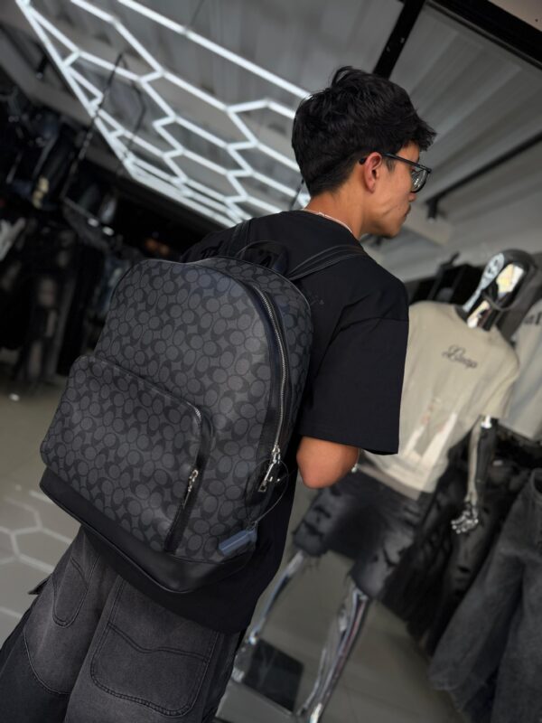 MOCHILA CH BASICA GRIS-NEGRO 231027