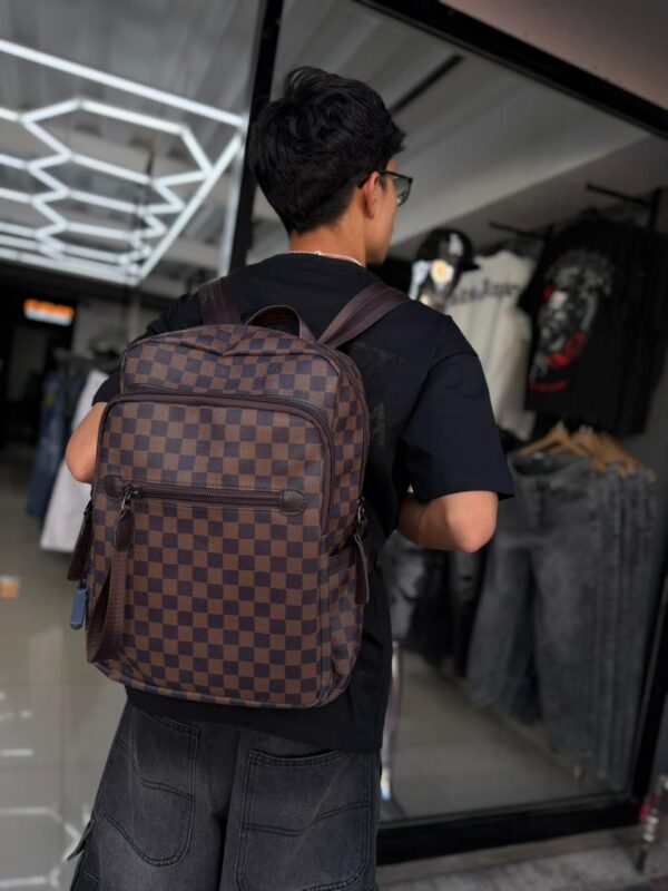 MOCHILA LV CUADRO CAFE BASICO 8821-2