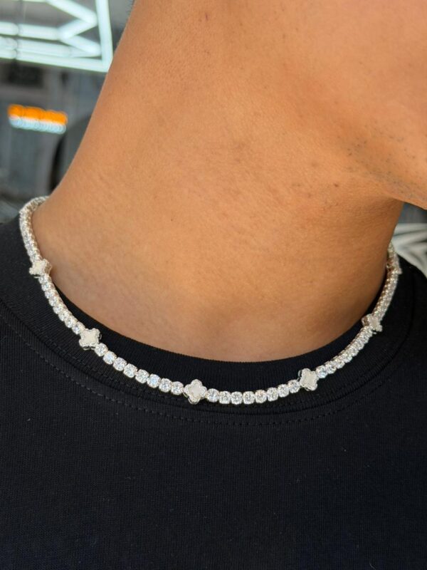 CADENA VAN CLEEF TREBOL WHITE CON ZIRCON CUADRADO PLATA 925 UNISEX (21GR) 50CM