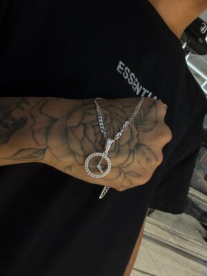 DIJE MERCEDEZ CON ZIRCON PLATA 925 HOMBRE (2.51GR)
