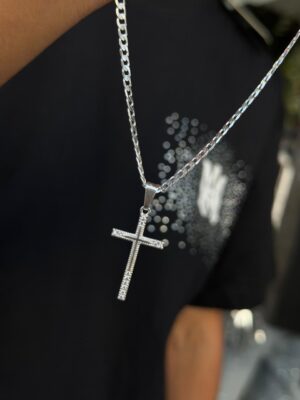 WhatsApp Image 2026-01-22 at 5.40.53 PM DIJE DE CRUZ CON ZIRCON PLATA 925 (1,61GR)