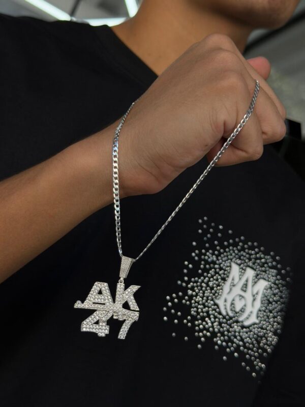 DIJE AK47 CON ZIRCON PLATA 925 HOMBRE (7.52 GR)