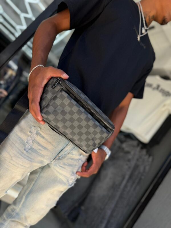 BANANO LV CUADRO BASICA NEGRO-GRIS HOMBRE
