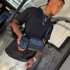 BOLSO LV CON MONEDERO RELIEVE FLOR NEGRO HOMBRE 5615