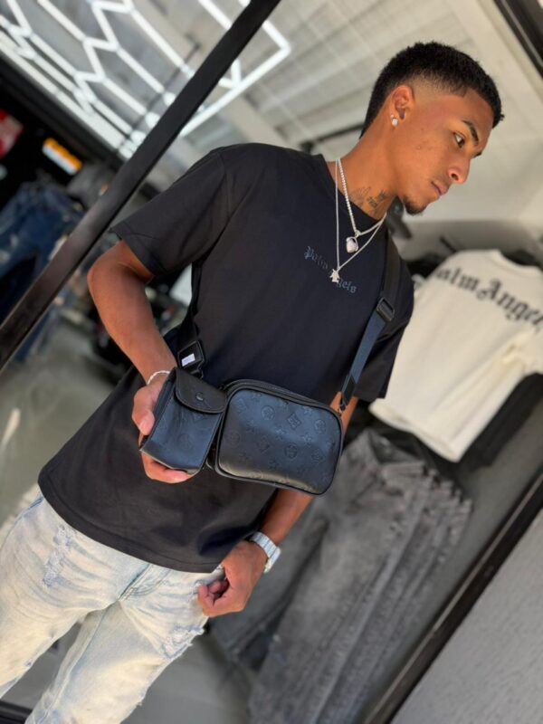 BOLSO LV CON MONEDERO RELIEVE FLOR NEGRO HOMBRE 5615