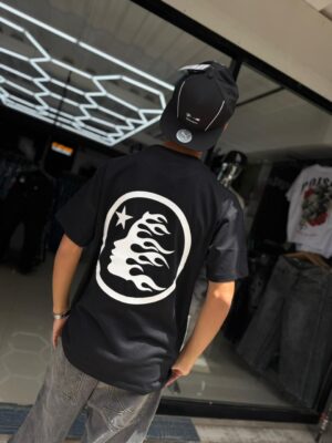 POLERA HELLSTAR BLACK-WHITE BRILLANTE OVERSIZE JH98001