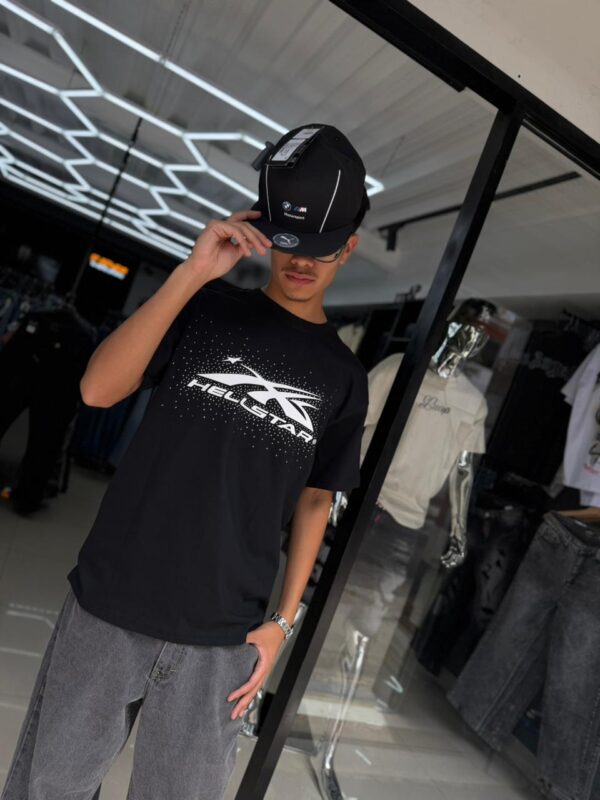 POLERA HELLSTAR BLACK-WHITE BRILLANTE OVERSIZE JH98001