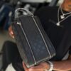 BOLSO DE MANO LV RELIEVE CUADRO NEGRO GRANDE 3273