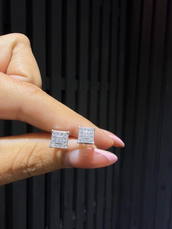 AROS PERLA CUADRADO ZIRCON PLATA 925 (1.64GR)