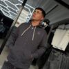 POLERON LUAP ADIAMANTADO GREY CON CORDONES GRUESO, DIJE MINI UZI