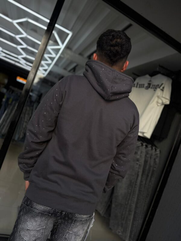 POLERON LUAP ADIAMANTADO GREY CON CORDONES GRUESO, DIJE MINI UZI