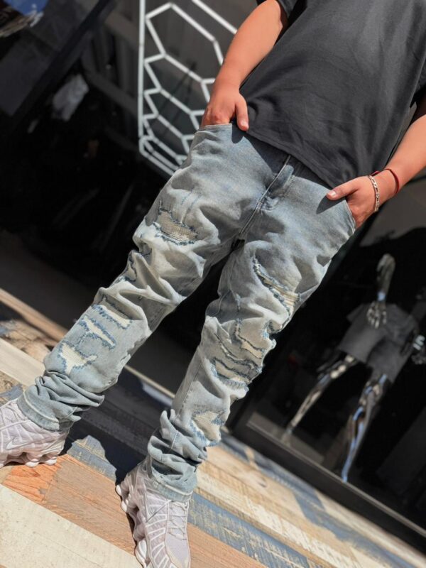 WhatsApp Image 2026-01-30 at 12.11.07 PM (1) JEANS LOGEQI AZUL REGULAR FIT JH-99027