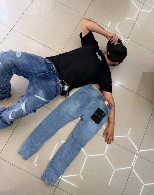 WhatsApp Image 2026-01-30 at 12.53.14 PM (2) JEANS PURPLE CELESTE SLIM FIT P025