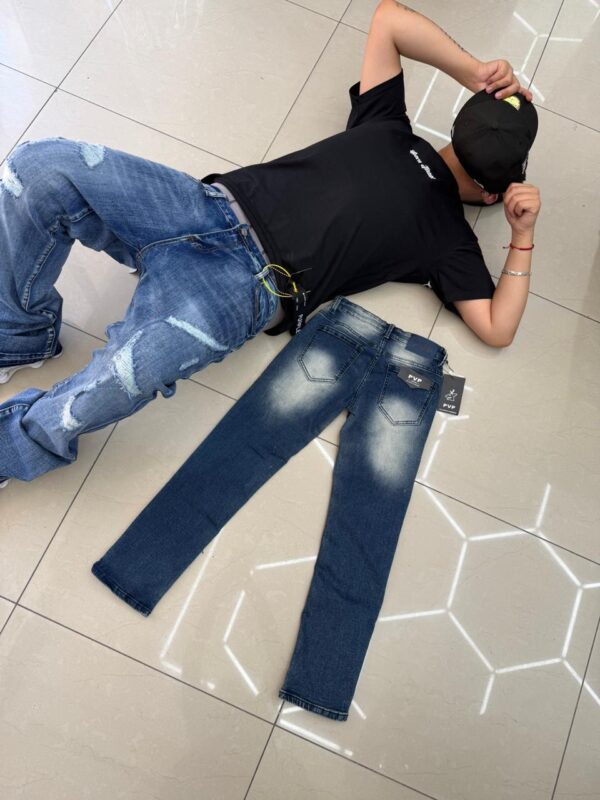 WhatsApp Image 2026-01-30 at 12.55.20 PM (2) JEANS NIÑO PVP AZUL SLIM FIT RXT-10010
