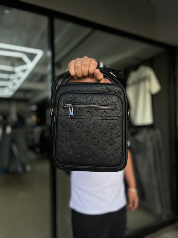BOLSO LV BLACK CUERO FLOR HOMBRE 5170-1