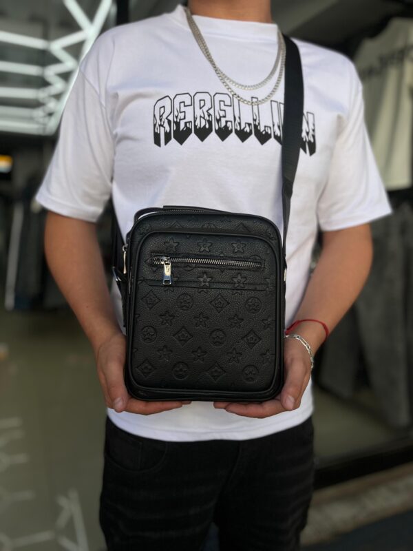 BOLSO LV BLACK CUERO FLOR HOMBRE 5170-1