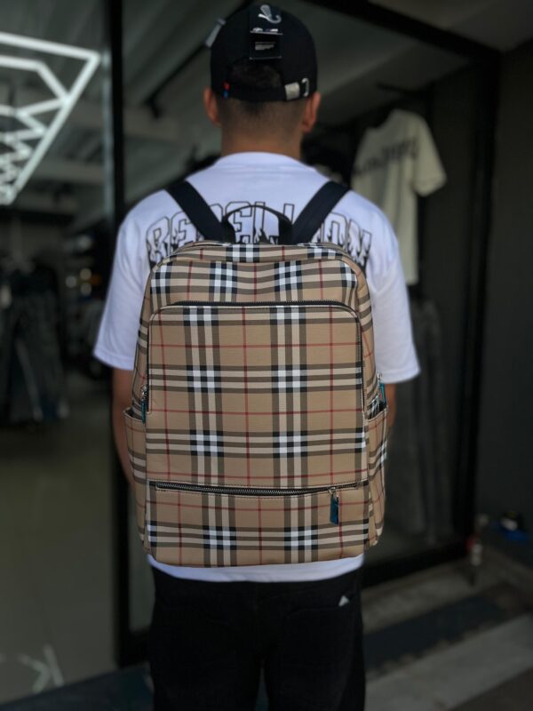 MOCHILA B CAFE CLARO 231031
