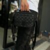BOLSO LV RELIEVE CUADRO NEGRO 5368