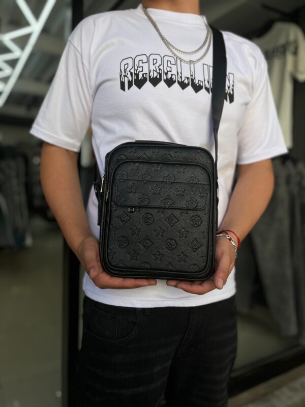 BOLSO LV BLACK CUERO FLOR HOMBRE 5176-2