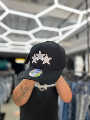 b4a6475e-cfa8-4889-9937-2e3dd8dc2557 JOCKEY DOBLE AA TRES ESTRELLA CURVO BLACK UNISEX AJUSTABLE