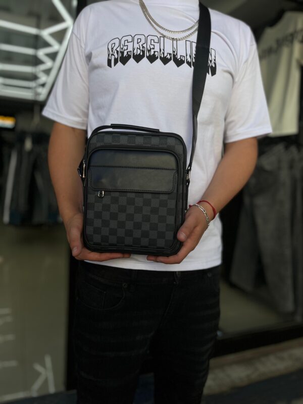 BOLSO LV BLACK CUERO CUADRO GRIS 5175