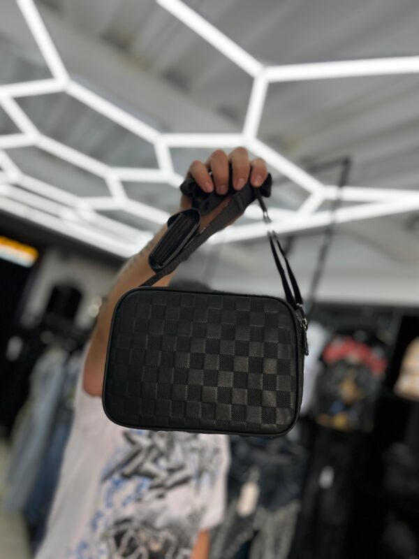 BOLSO LV CUADRO BLACK 6105