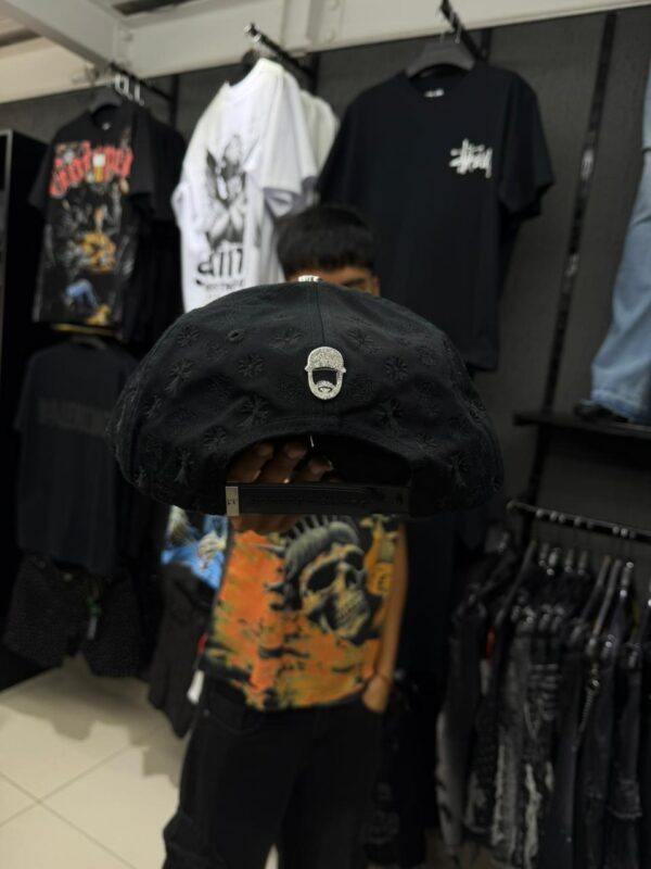 JOCKEY CURVO BARBA HEARTS -CHROME HEARTS NEGRO CRUZ BRILLO DORADO MEXICANO