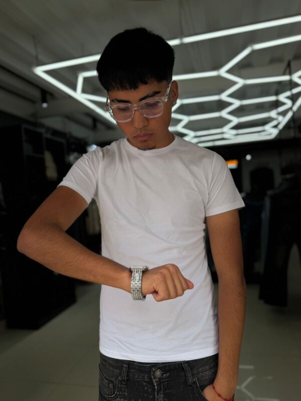 POLERA BASICA BLANCA LOGEQI LIMITED
