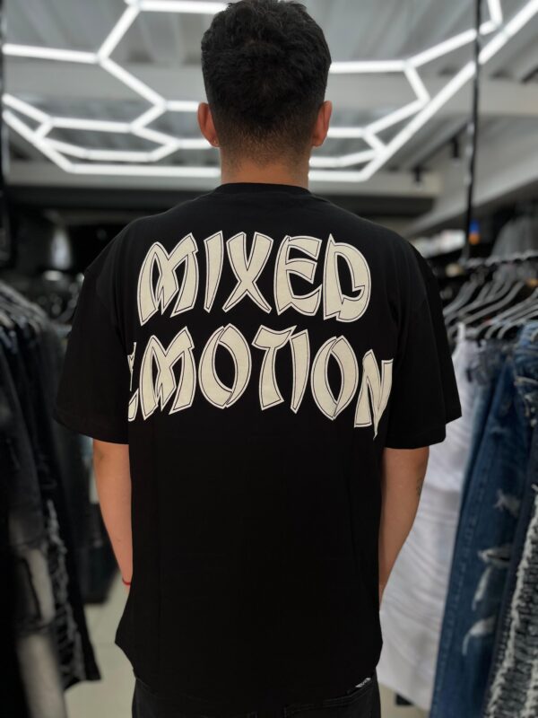 POLERA MIXED EMOTION ANGEL FLECH ADIAMANTADO BLACK OVERSIZE