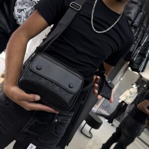 BOLSO CH RELIEVE CON MONEDERO BLACK 6387