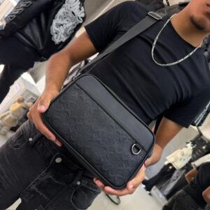 BOLSO CH RELIEVE BLACK GRANDE 7587