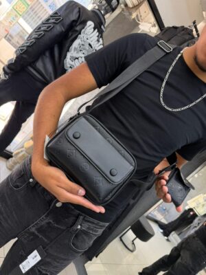 BOLSO LV RELIEVE CON MONEDERO BLACK UNISEX 6387