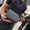 BOLSO CH CON MONEDERO RELIEVE BLACK 6388