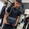 BOLSO LV RELIEVE FLOR NEGRO UNISEX 7587