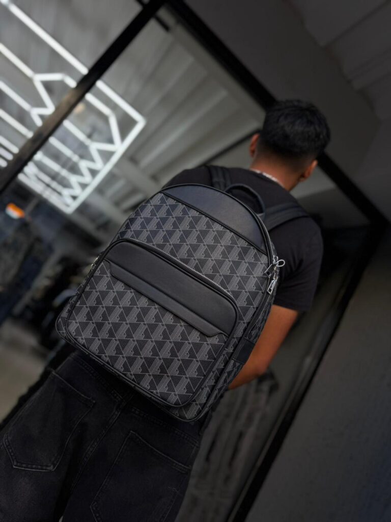 MOCHILA LCTE NEGRO-GRIS 251210
