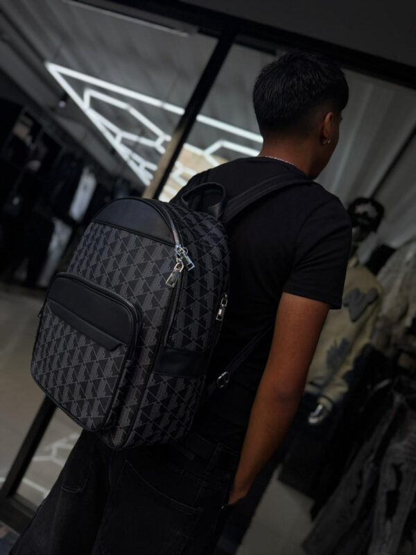 MOCHILA LCTE NEGRO-GRIS 251210