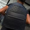 MOCHILA LV RELIEVE FLOR NEGRO 251210