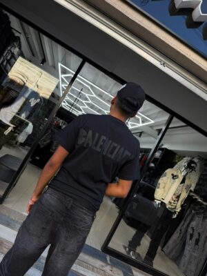 POLERA BALENCIAGA BLACK OVERSIZE JH98001