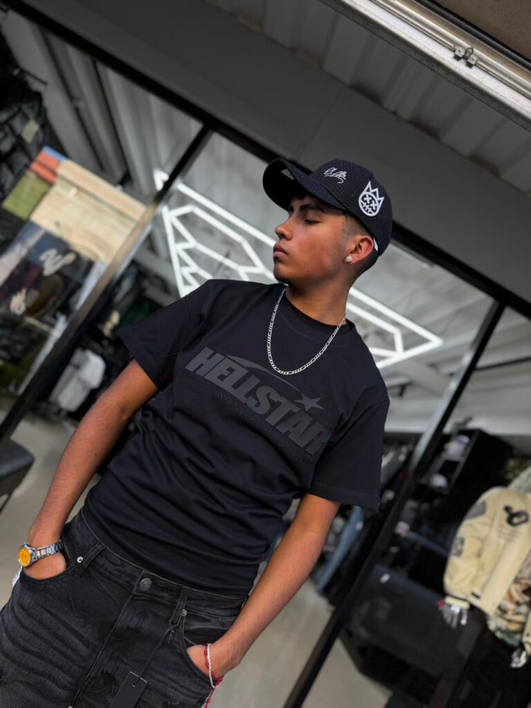 POLERA HELLSTAR BLACK BRILLO OVERSIZE JH98001