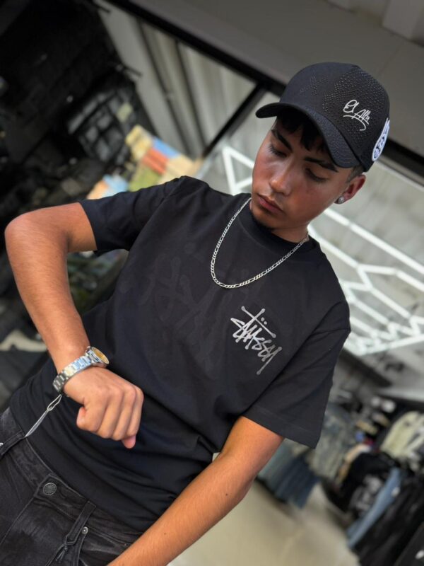 POLERA STUSSY BLACK OVERSIZE JH98001