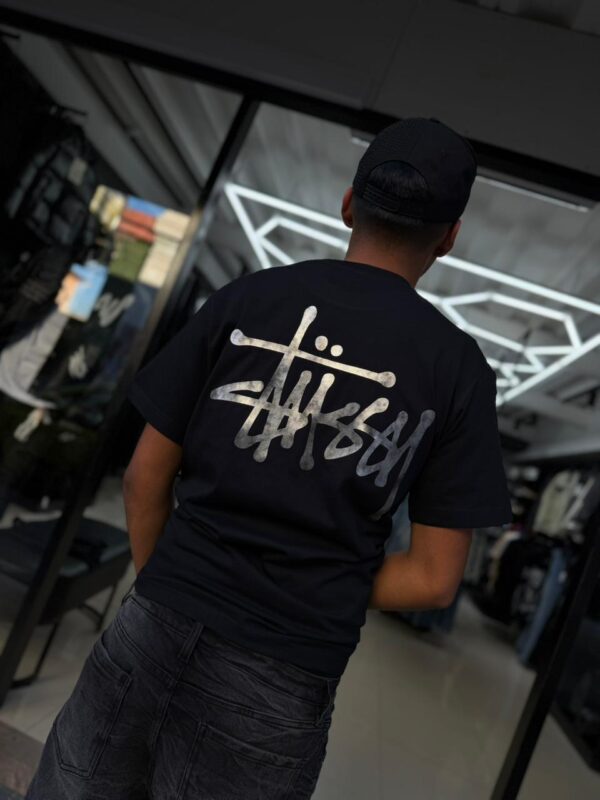 POLERA STUSSY BLACK OVERSIZE JH98001