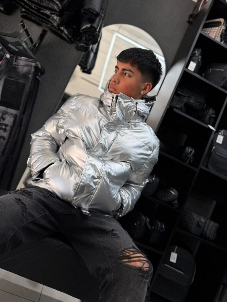 CHAQUETA GRIS BRILLANTE HOMBRE