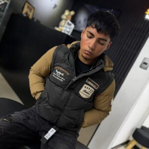 CHAQUETA BAEST ADE NEGRA / CAFE LF-3023