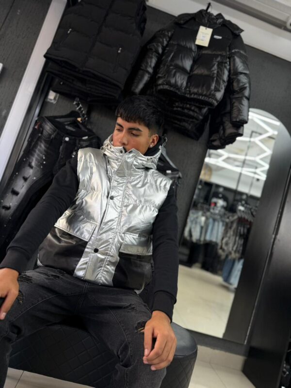 CHAQUETA SIN MANGA GRIS HT5708