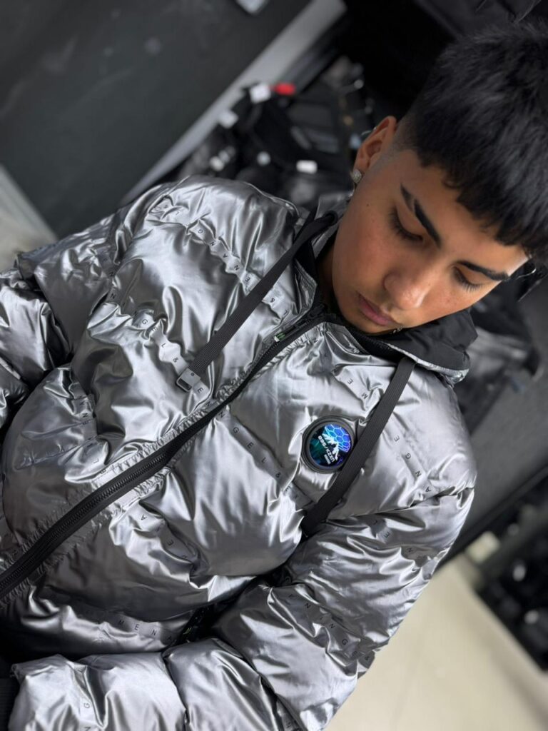 CHAQUETA SUPRKZXN GREY REVERSIBLE KZ-023