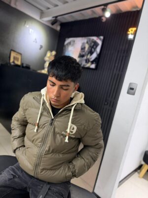 WhatsApp Image 2026-04-30 at 3.28.07 PM(1) CHAQUETA SUPRKZXN GREEN D KZ-212