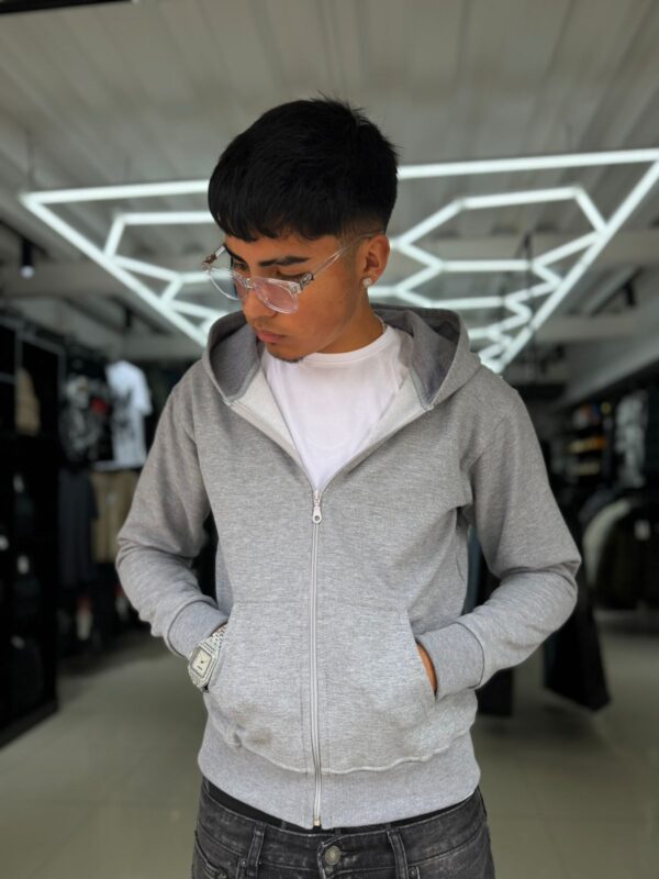 POLERON BASICO GRIS SIN DISEÑO UNISEX