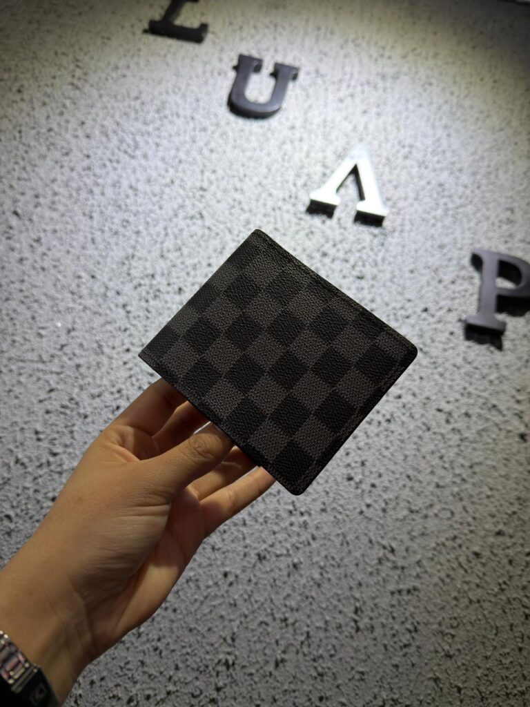 BILLETERA LV CUADRO GRIS-BLACK